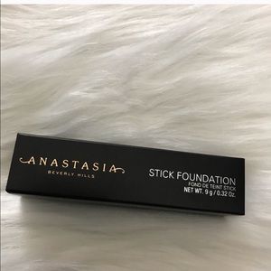 ANASTASIA STICK FOUNDATION IN COOL EARTH - NWT